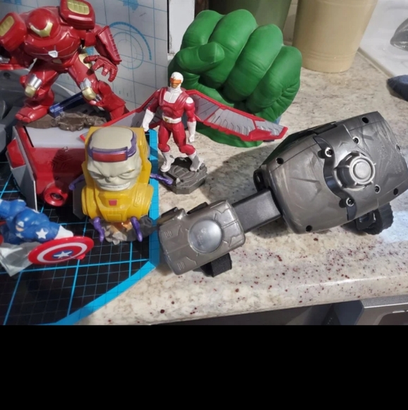 MARVEL Playmation Games Interactive Play Lot - Picture 5 of 11